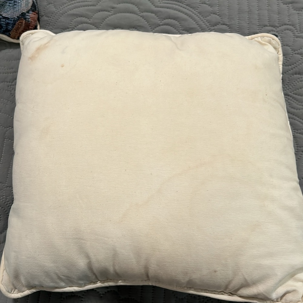 Bundle of 2 flowered pillows. Each is 16” squared - Picture 4 of 7